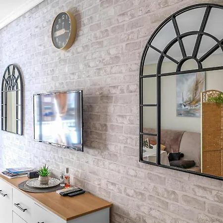 Apartment Stunning In Torrevieja